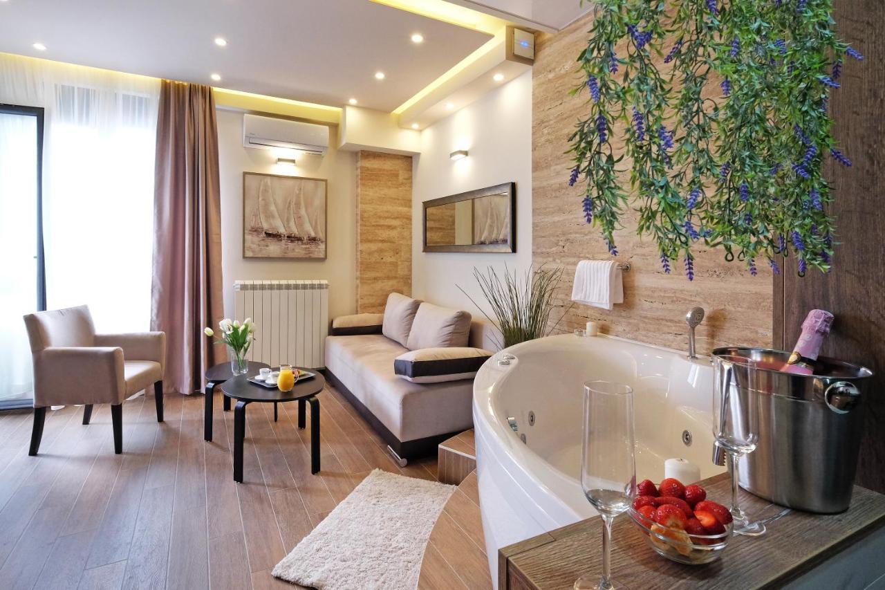 Central Spa Galaxy Apartment Belgrad Exteriör bild