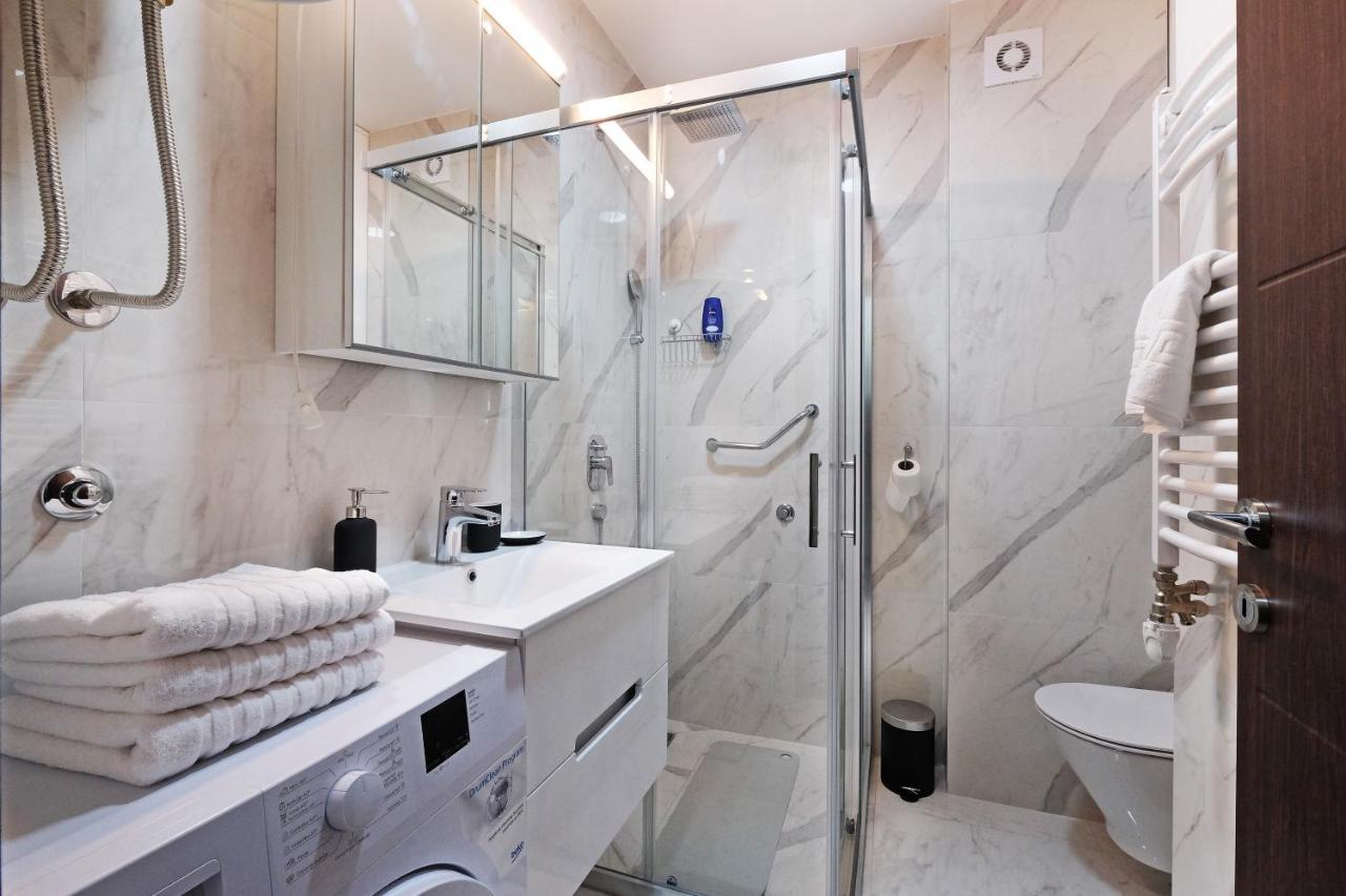 Central Spa Galaxy Apartment Belgrad Exteriör bild