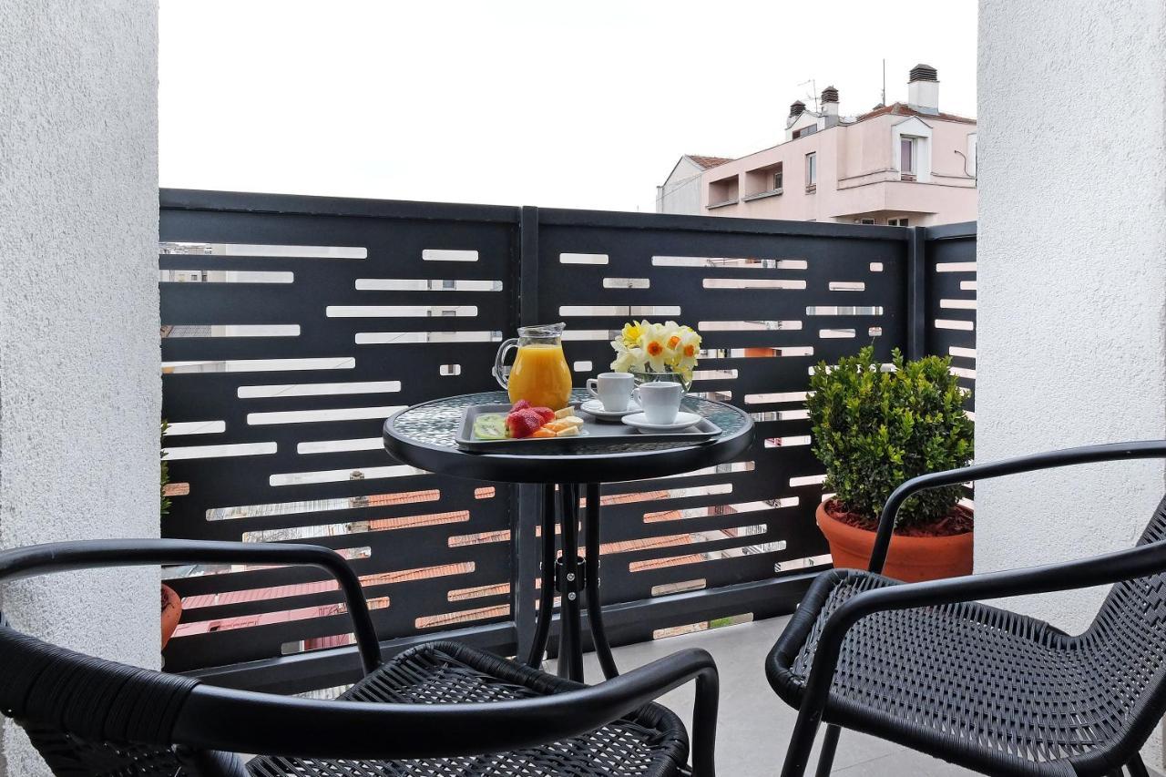 Central Spa Galaxy Apartment Belgrad Exteriör bild