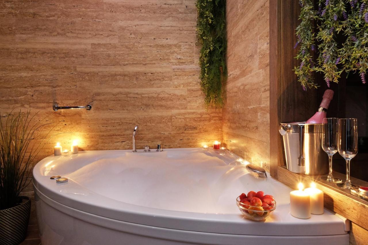 Central Spa Galaxy Apartment Belgrad Exteriör bild